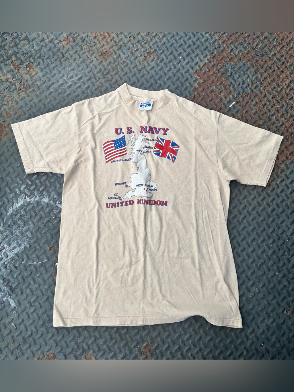 Vintage 80s United States Navy United Kingdom Graphic Flag Map Tee
